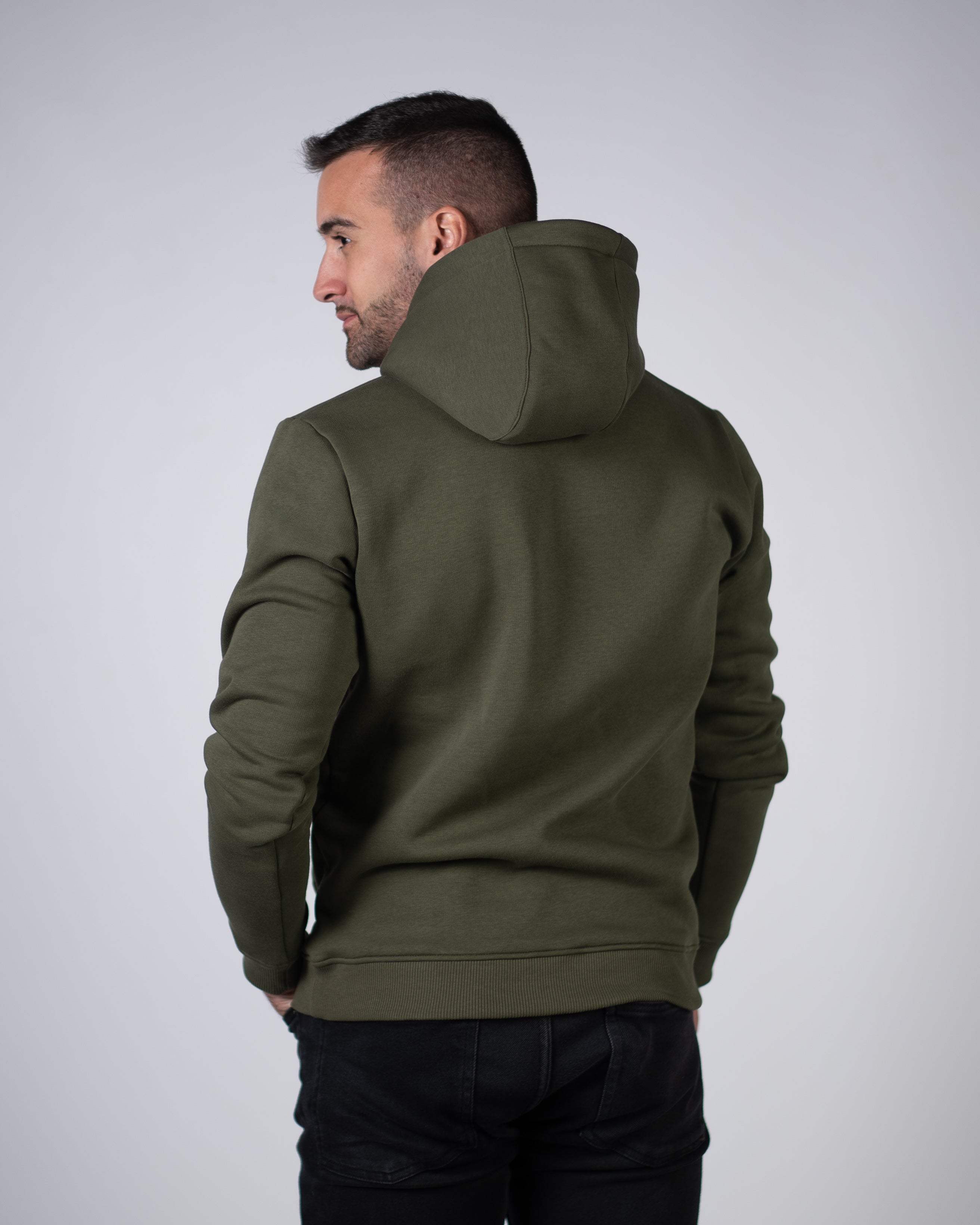 Duks sa kapom 02 - Olive