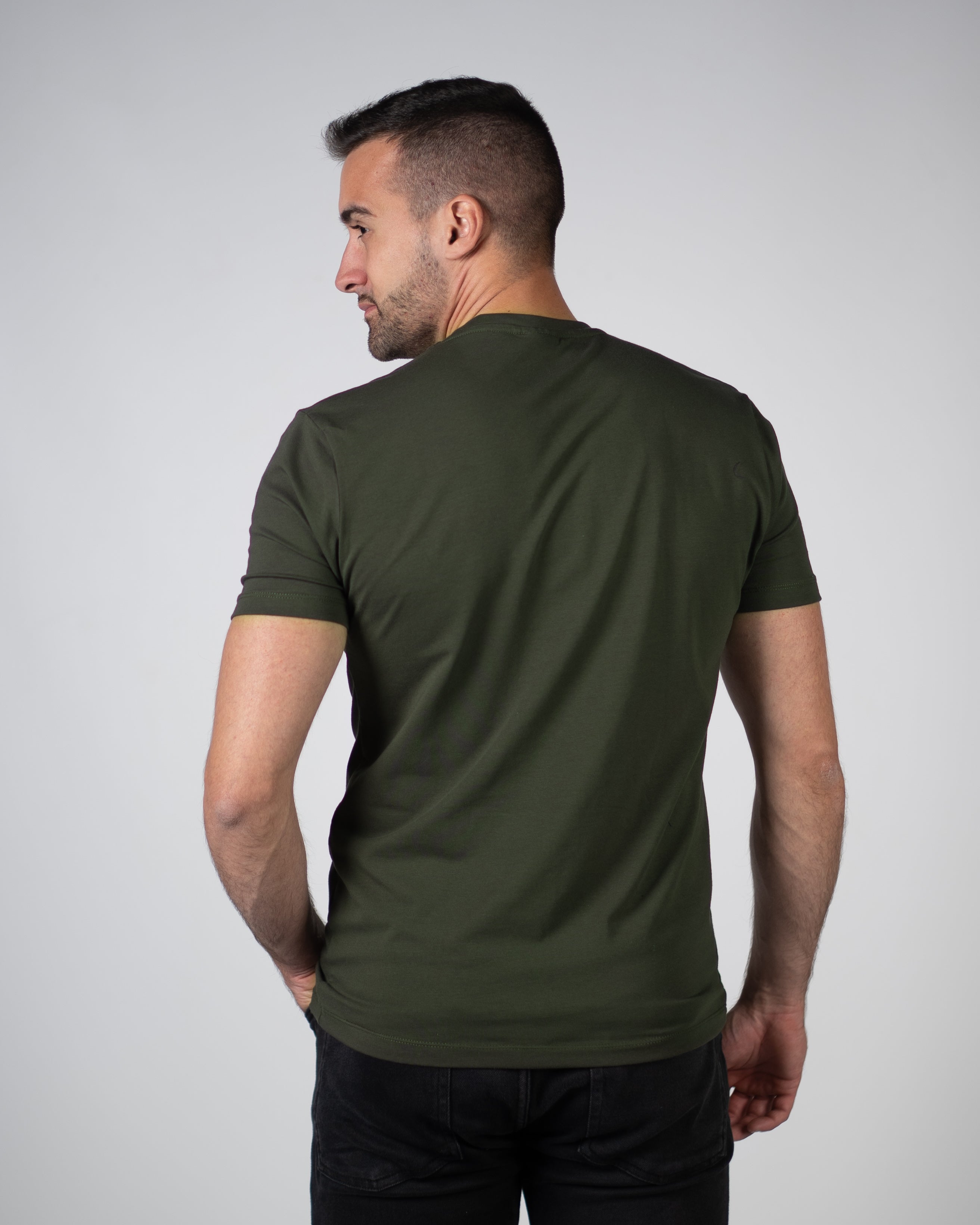 𝗧𝗵𝗲 𝗼𝗻𝗹𝘆 𝗼𝗻𝗲 | Basic majica - Olive