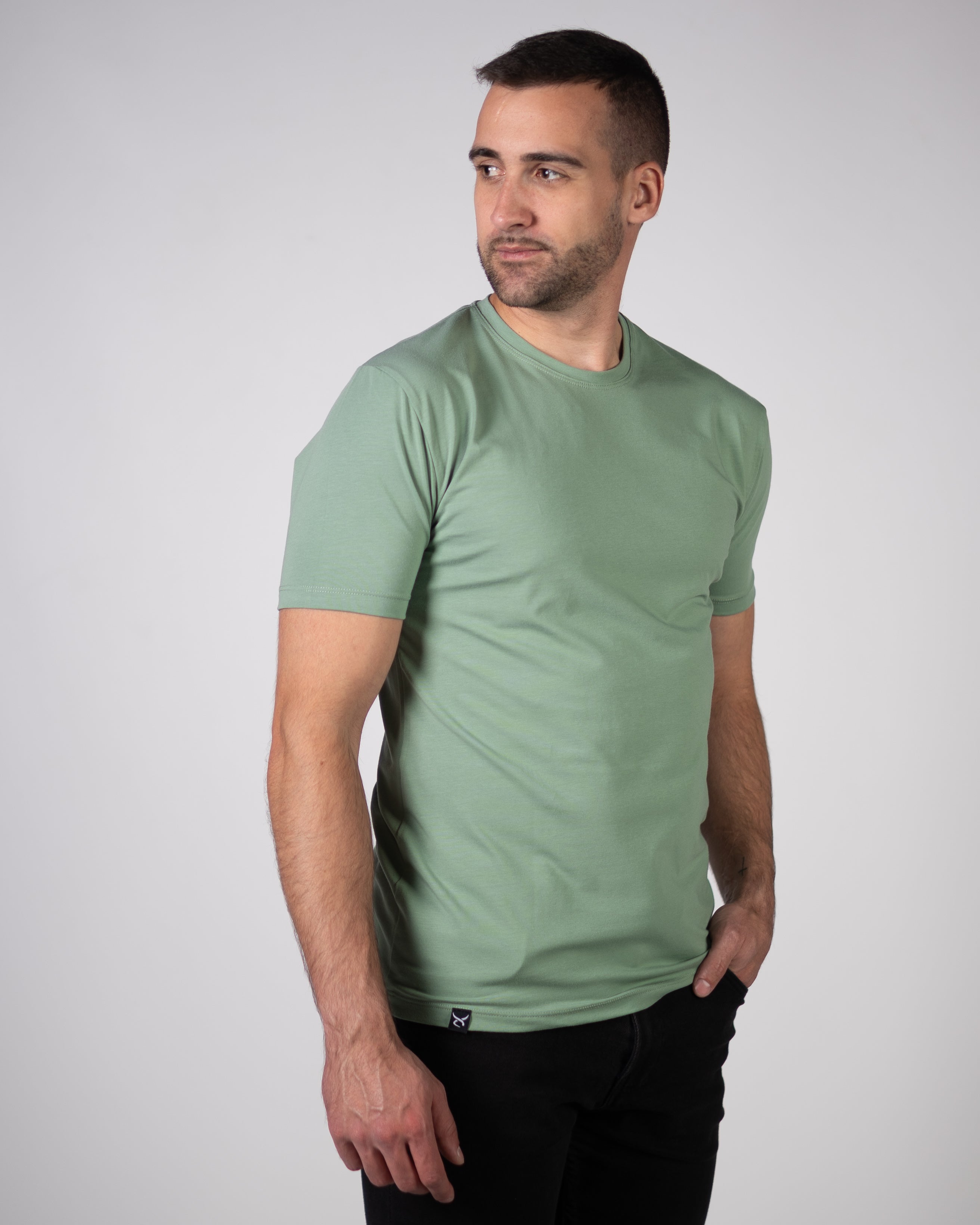 𝗧𝗵𝗲 𝗼𝗻𝗹𝘆 𝗼𝗻𝗲 | Basic majica - Pistachio