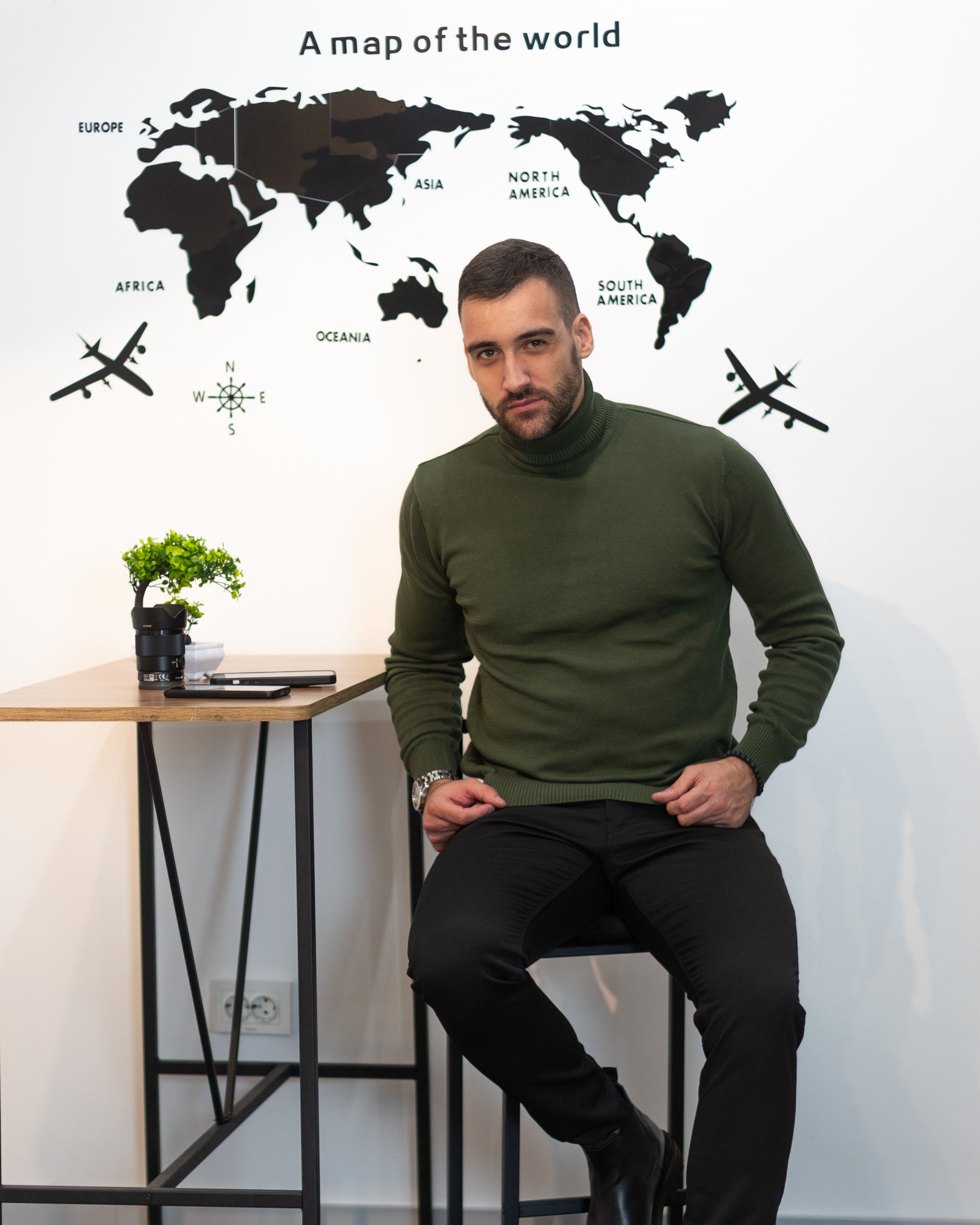 𝗜𝗻𝗻𝗼𝘃𝗮𝘁𝗼𝗿 | Džemper rolka - Rifle Green