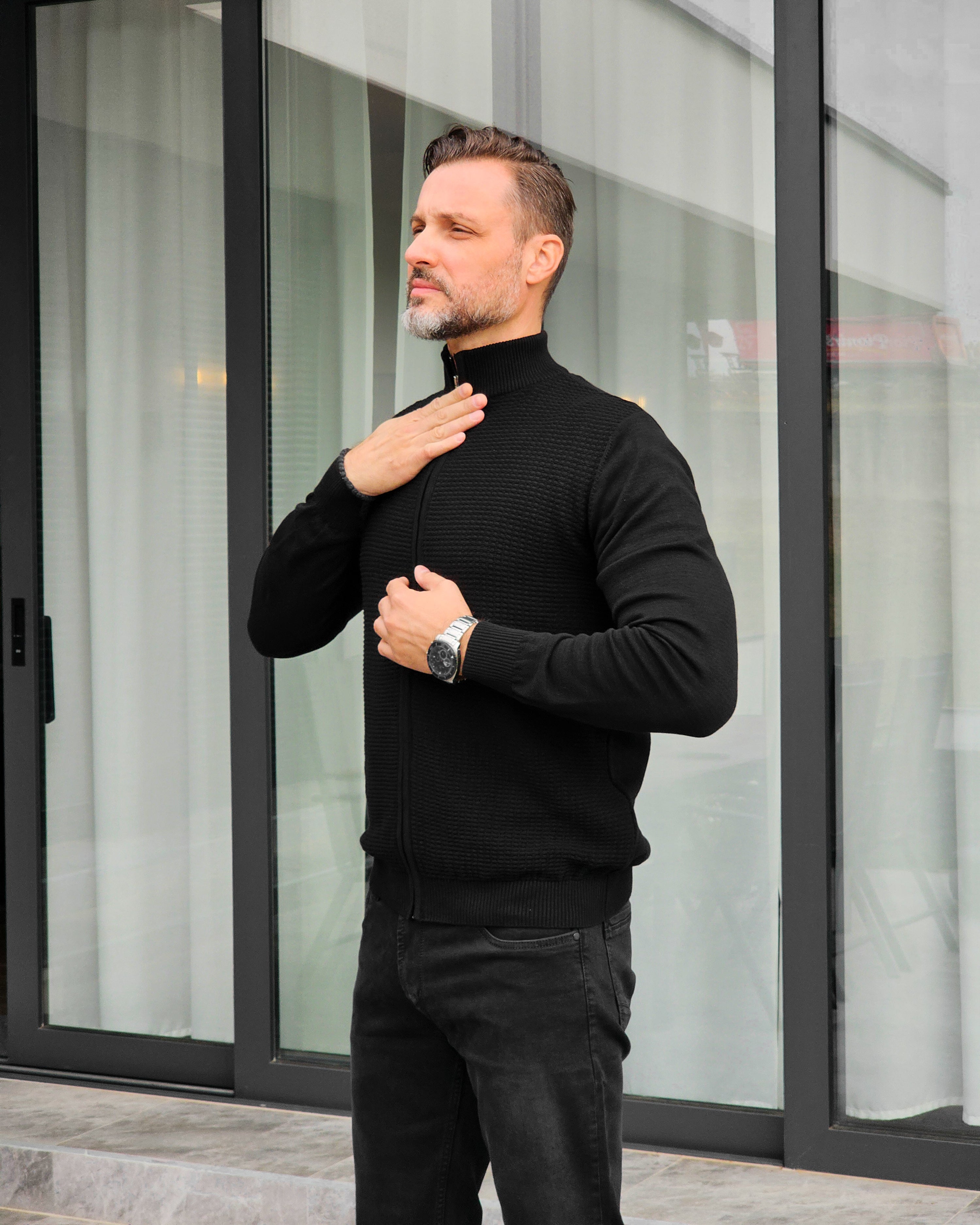 𝗔𝗿𝗶𝘀𝘁𝗼𝗰𝗿𝗮𝘁 | Full Zip Džemper - Black