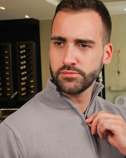 𝗔𝘂𝘁𝗵𝗼𝗿𝗶𝘁𝘆 | Half Zip Džemper - Ash