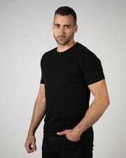 𝗧𝗵𝗲 𝗼𝗻𝗹𝘆 𝗼𝗻𝗲 | Basic majica - Black